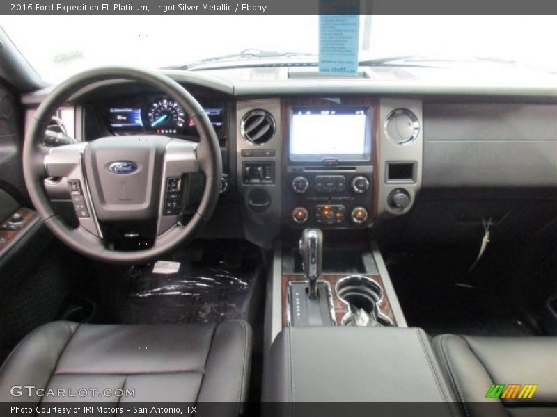 Ingot Silver Metallic / Ebony 2016 Ford Expedition EL Platinum