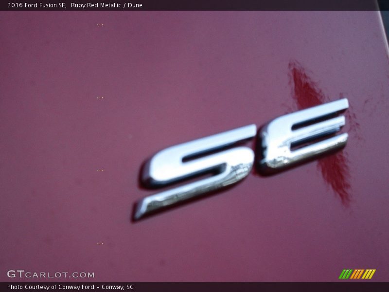 Ruby Red Metallic / Dune 2016 Ford Fusion SE