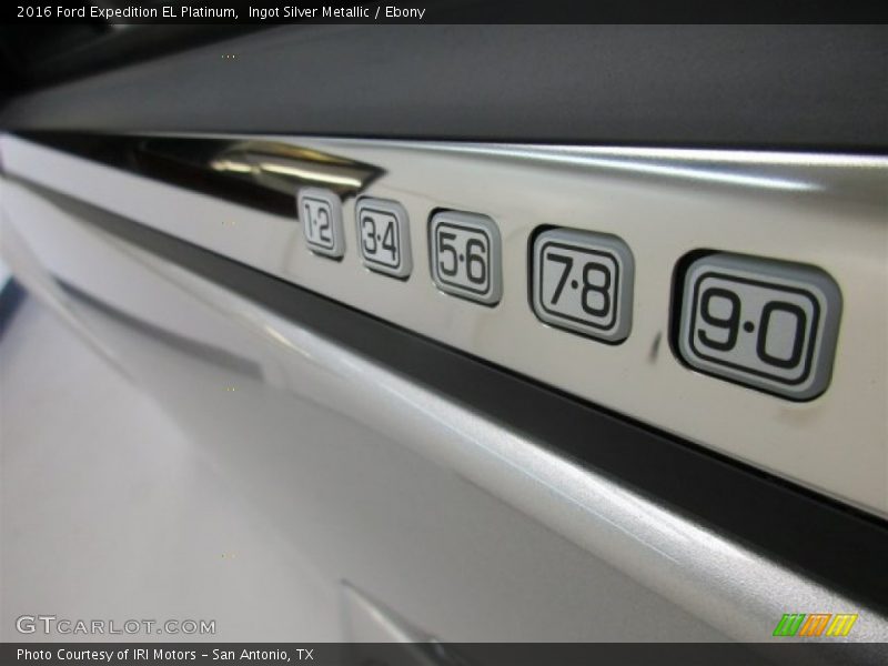 Ingot Silver Metallic / Ebony 2016 Ford Expedition EL Platinum