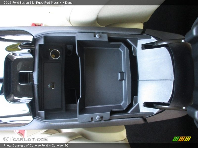 Ruby Red Metallic / Dune 2016 Ford Fusion SE
