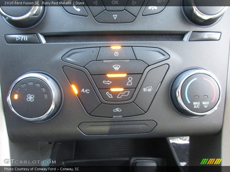 Ruby Red Metallic / Dune 2016 Ford Fusion SE