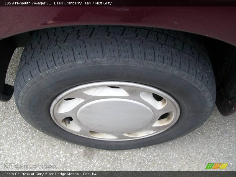 Deep Cranberry Pearl / Mist Gray 1999 Plymouth Voyager SE