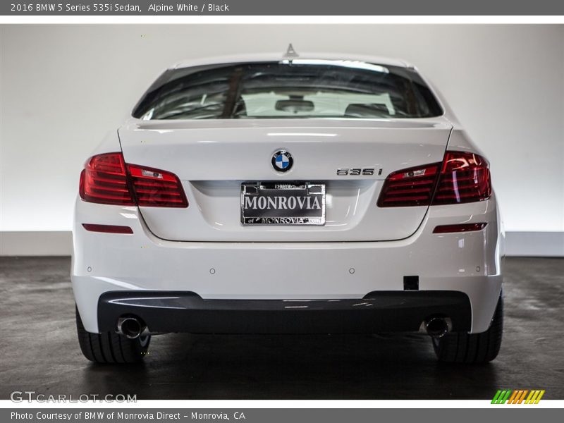 Alpine White / Black 2016 BMW 5 Series 535i Sedan