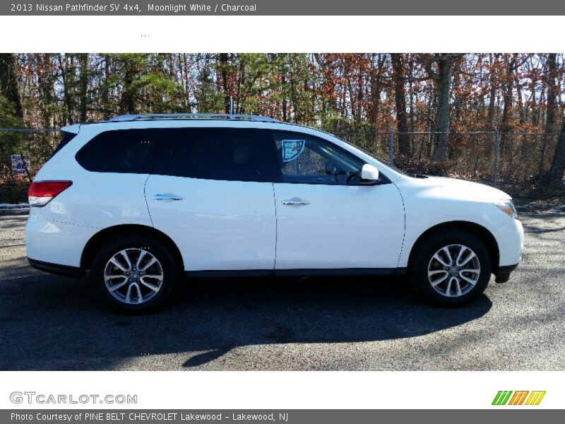 Moonlight White / Charcoal 2013 Nissan Pathfinder SV 4x4