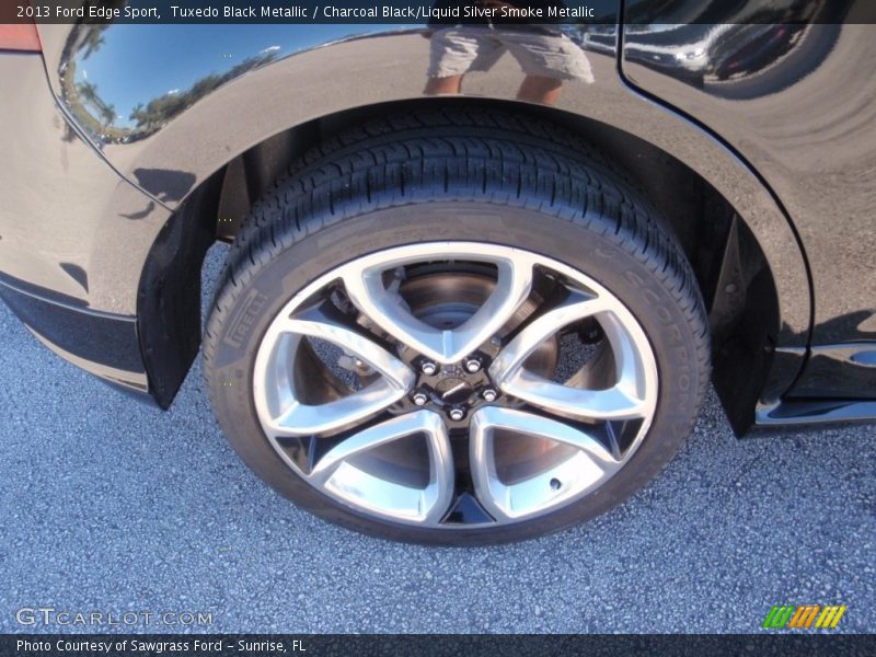 Tuxedo Black Metallic / Charcoal Black/Liquid Silver Smoke Metallic 2013 Ford Edge Sport