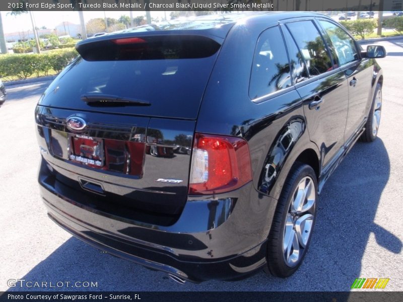 Tuxedo Black Metallic / Charcoal Black/Liquid Silver Smoke Metallic 2013 Ford Edge Sport