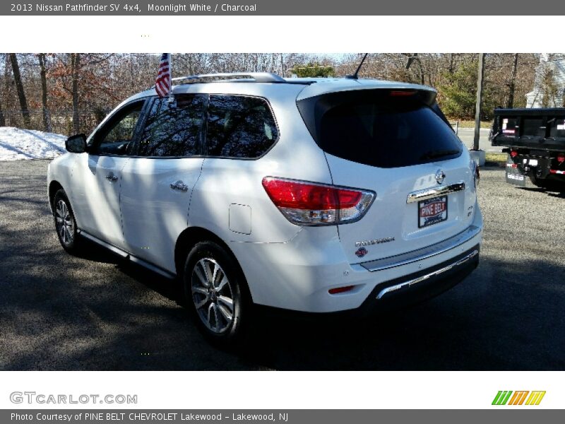 Moonlight White / Charcoal 2013 Nissan Pathfinder SV 4x4