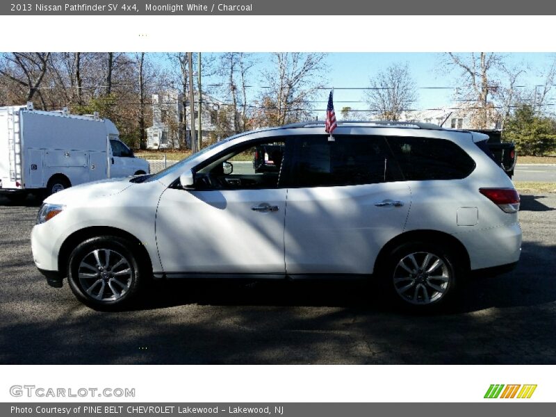 Moonlight White / Charcoal 2013 Nissan Pathfinder SV 4x4