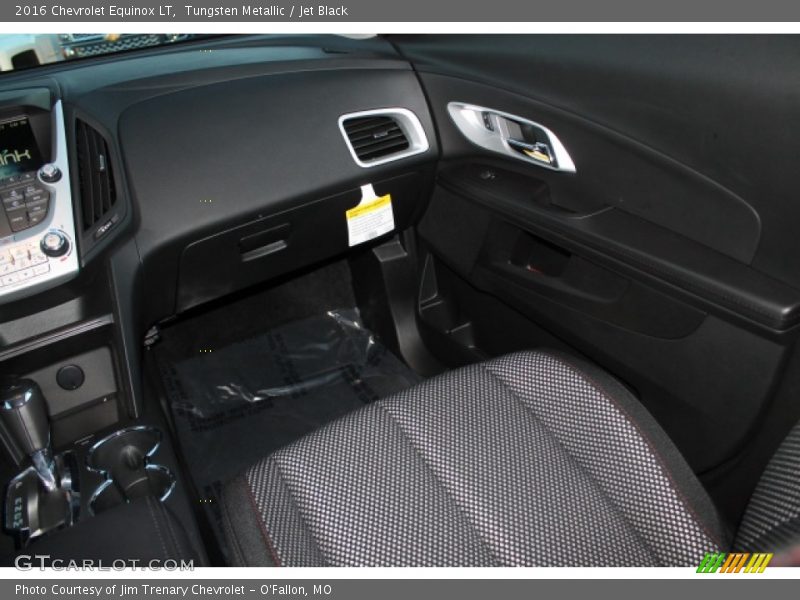 Tungsten Metallic / Jet Black 2016 Chevrolet Equinox LT