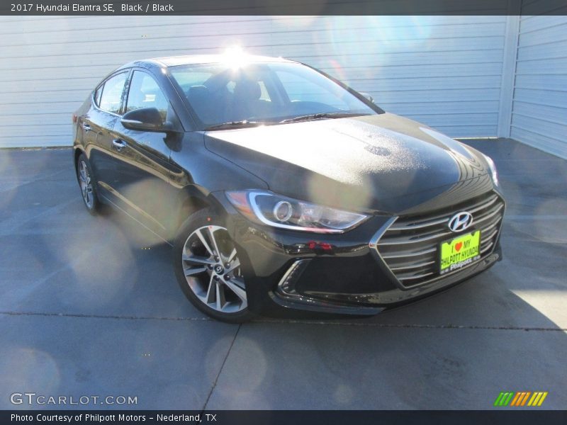 Black / Black 2017 Hyundai Elantra SE