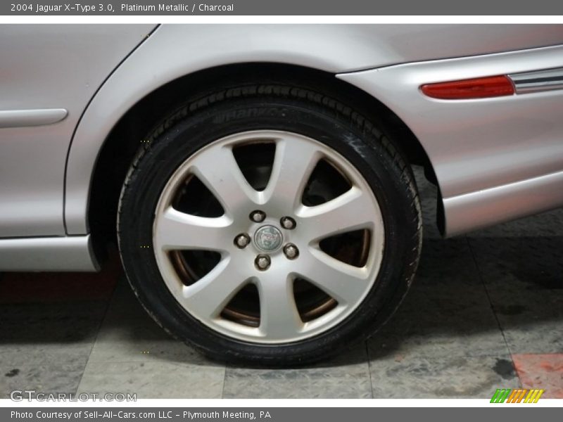Platinum Metallic / Charcoal 2004 Jaguar X-Type 3.0