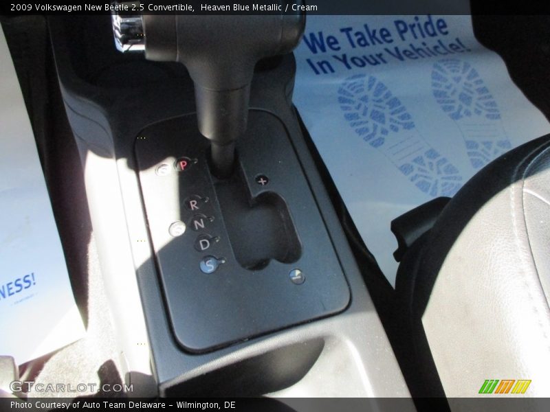Heaven Blue Metallic / Cream 2009 Volkswagen New Beetle 2.5 Convertible