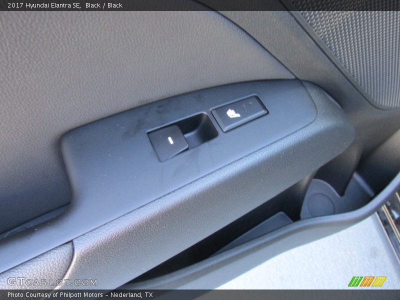 Black / Black 2017 Hyundai Elantra SE