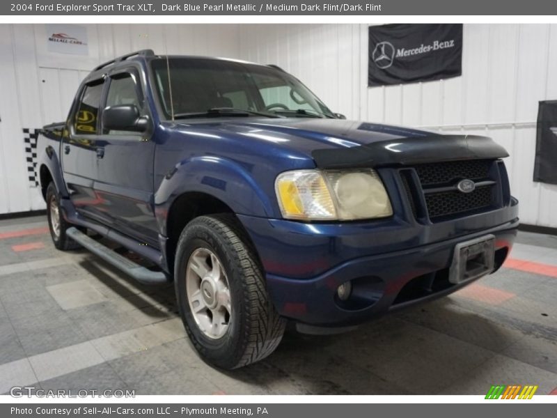 Front 3/4 View of 2004 Explorer Sport Trac XLT