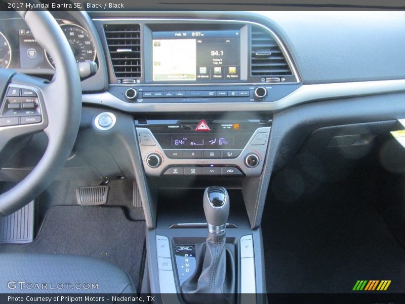 Black / Black 2017 Hyundai Elantra SE
