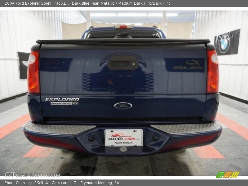 Dark Blue Pearl Metallic / Medium Dark Flint/Dark Flint 2004 Ford Explorer Sport Trac XLT