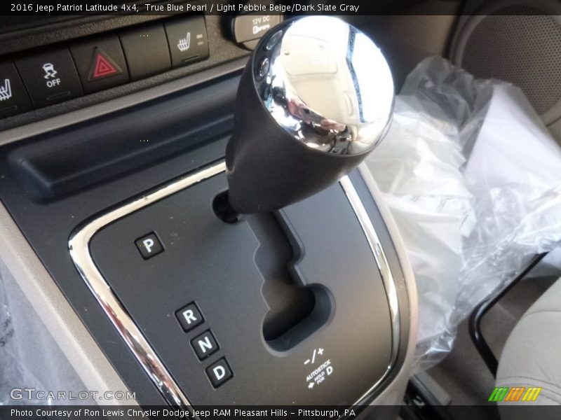 True Blue Pearl / Light Pebble Beige/Dark Slate Gray 2016 Jeep Patriot Latitude 4x4