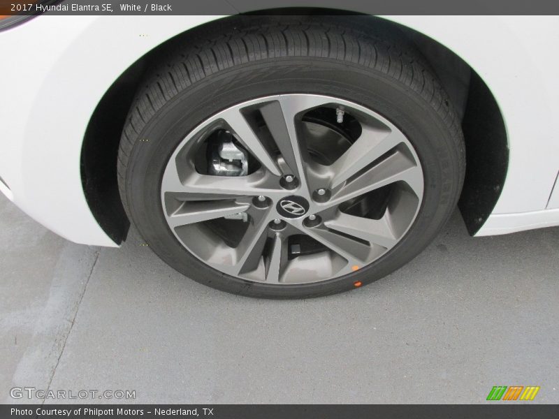 White / Black 2017 Hyundai Elantra SE