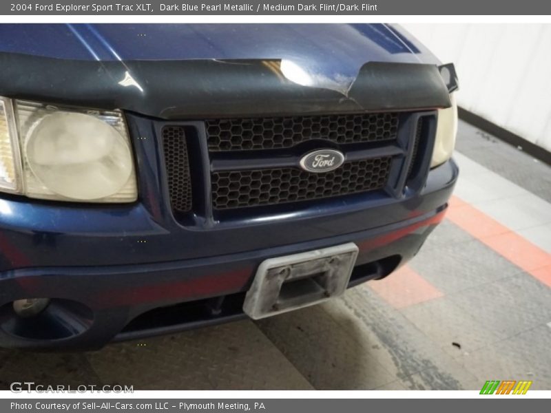 Dark Blue Pearl Metallic / Medium Dark Flint/Dark Flint 2004 Ford Explorer Sport Trac XLT
