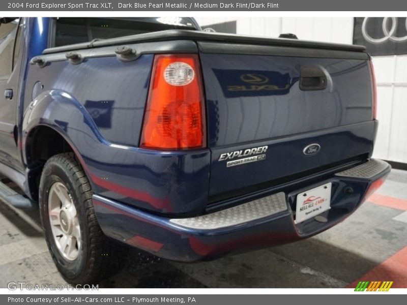 Dark Blue Pearl Metallic / Medium Dark Flint/Dark Flint 2004 Ford Explorer Sport Trac XLT