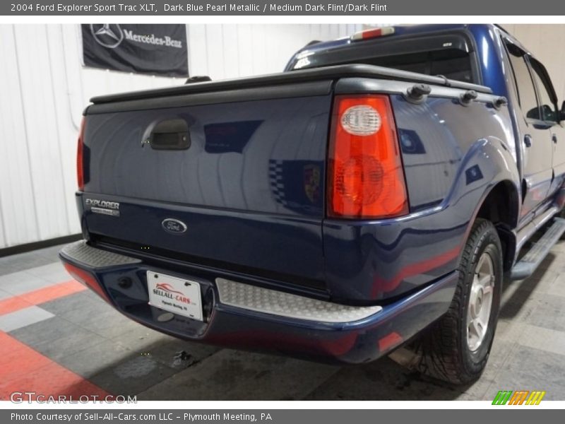 Dark Blue Pearl Metallic / Medium Dark Flint/Dark Flint 2004 Ford Explorer Sport Trac XLT