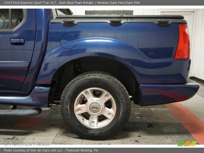 Dark Blue Pearl Metallic / Medium Dark Flint/Dark Flint 2004 Ford Explorer Sport Trac XLT