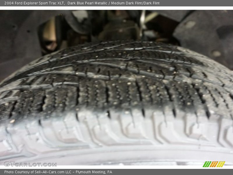 Dark Blue Pearl Metallic / Medium Dark Flint/Dark Flint 2004 Ford Explorer Sport Trac XLT