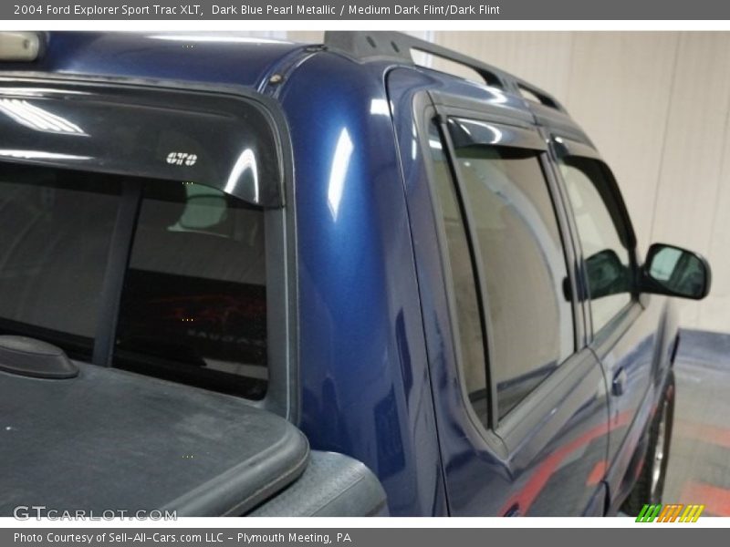 Dark Blue Pearl Metallic / Medium Dark Flint/Dark Flint 2004 Ford Explorer Sport Trac XLT