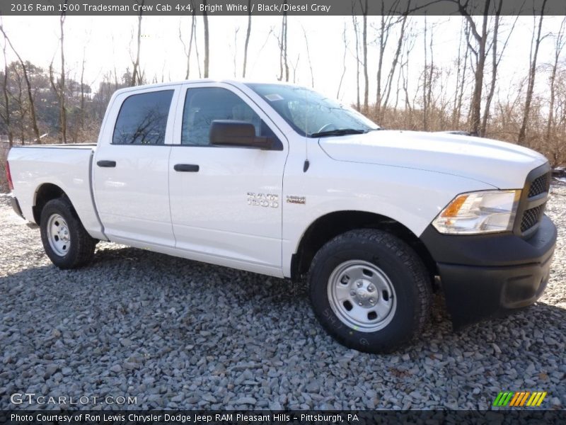 Front 3/4 View of 2016 1500 Tradesman Crew Cab 4x4