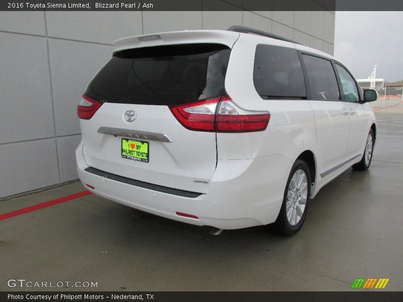 Blizzard Pearl / Ash 2016 Toyota Sienna Limited