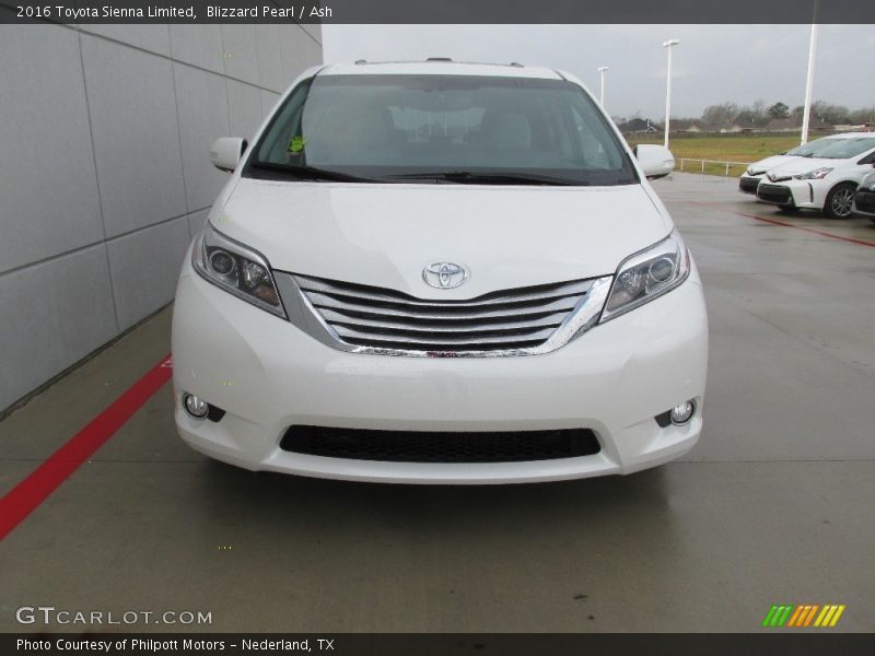Blizzard Pearl / Ash 2016 Toyota Sienna Limited