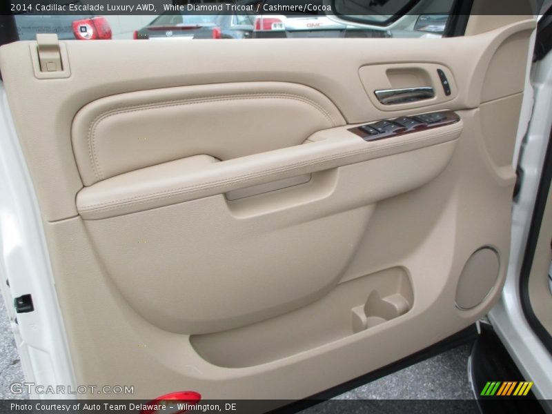 White Diamond Tricoat / Cashmere/Cocoa 2014 Cadillac Escalade Luxury AWD