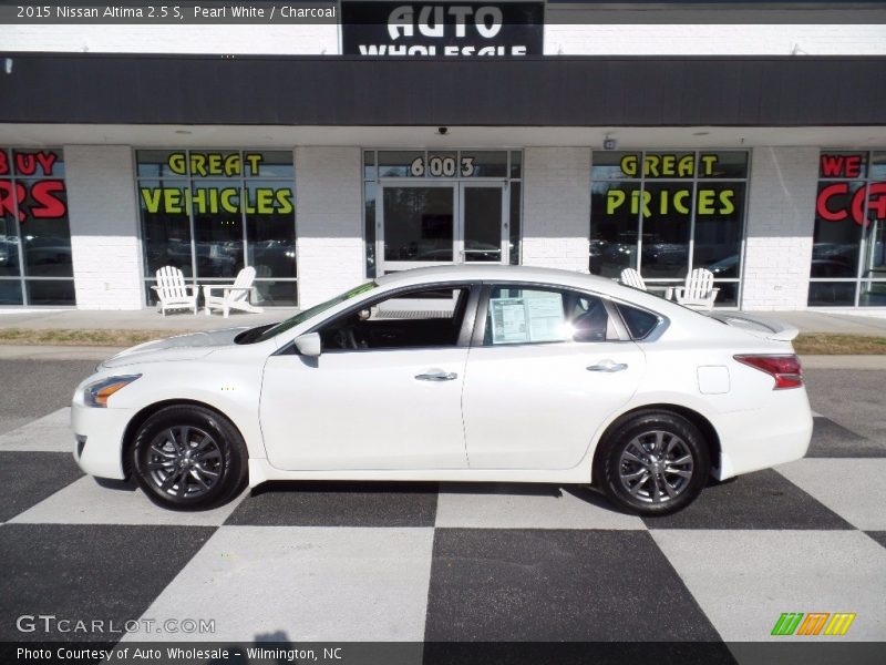 Pearl White / Charcoal 2015 Nissan Altima 2.5 S