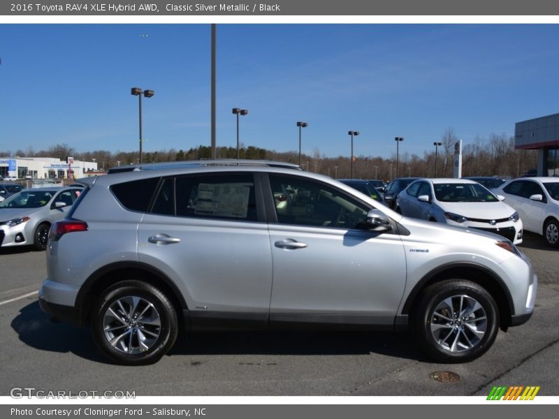  2016 RAV4 XLE Hybrid AWD Classic Silver Metallic