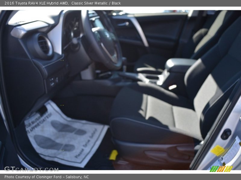 Classic Silver Metallic / Black 2016 Toyota RAV4 XLE Hybrid AWD