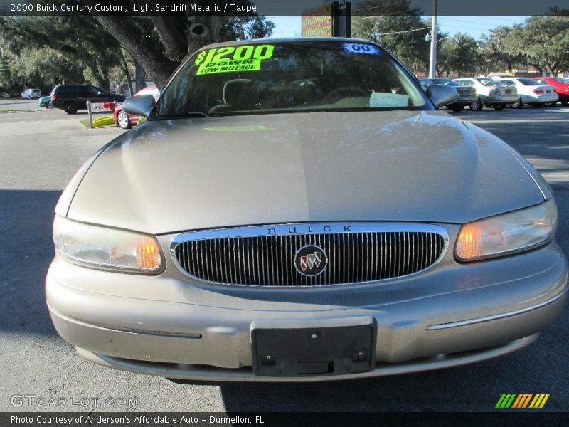 Light Sandrift Metallic / Taupe 2000 Buick Century Custom