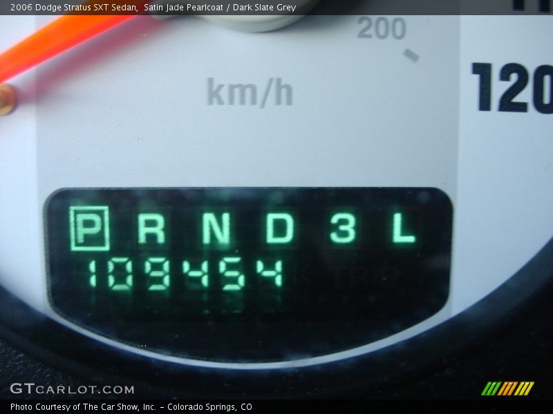 Satin Jade Pearlcoat / Dark Slate Grey 2006 Dodge Stratus SXT Sedan