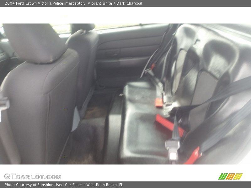 Vibrant White / Dark Charcoal 2004 Ford Crown Victoria Police Interceptor