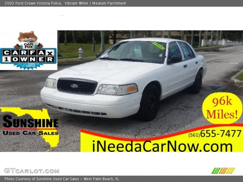 Vibrant White / Medium Parchment 2003 Ford Crown Victoria Police