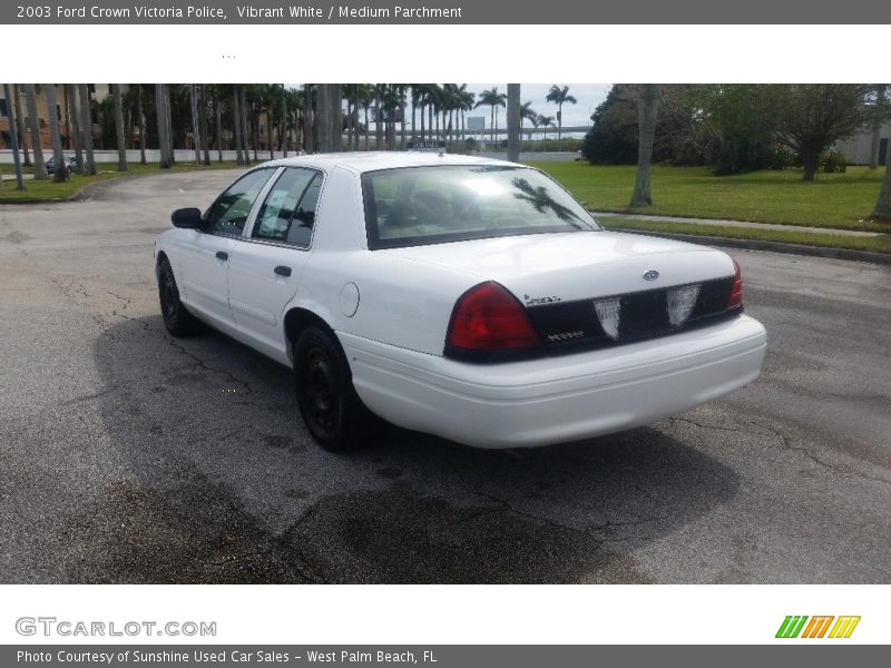 Vibrant White / Medium Parchment 2003 Ford Crown Victoria Police