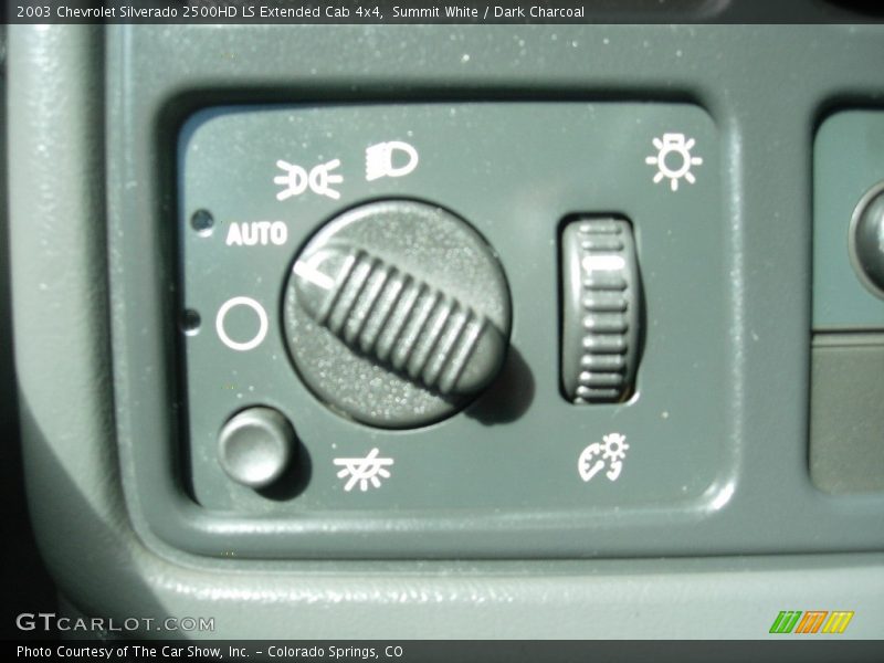 Summit White / Dark Charcoal 2003 Chevrolet Silverado 2500HD LS Extended Cab 4x4