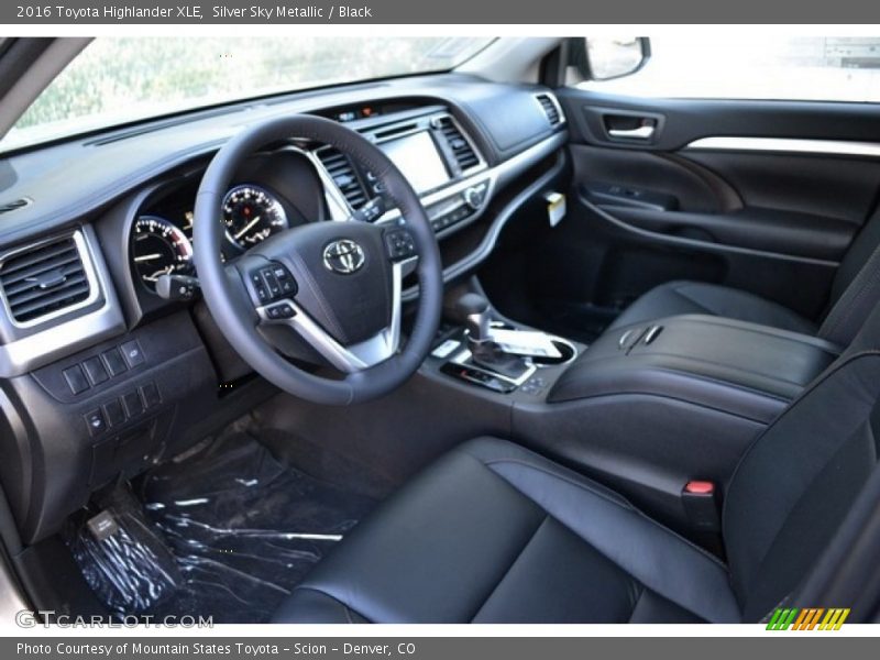 Silver Sky Metallic / Black 2016 Toyota Highlander XLE