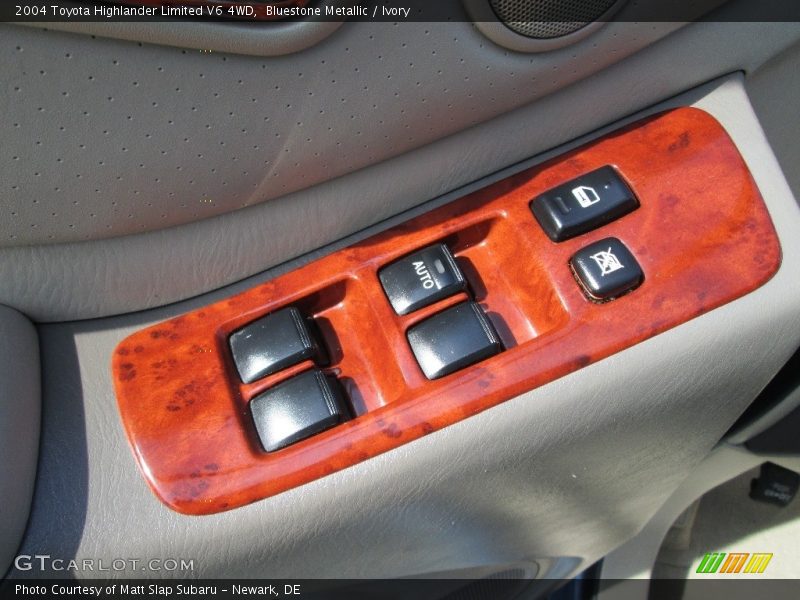 Bluestone Metallic / Ivory 2004 Toyota Highlander Limited V6 4WD