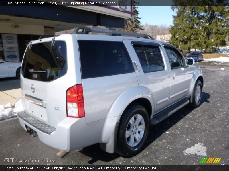 Silver Lightning Metallic / Graphite 2005 Nissan Pathfinder LE 4x4