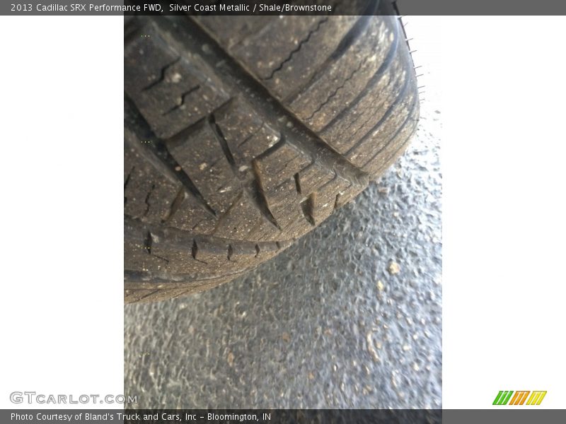 Silver Coast Metallic / Shale/Brownstone 2013 Cadillac SRX Performance FWD