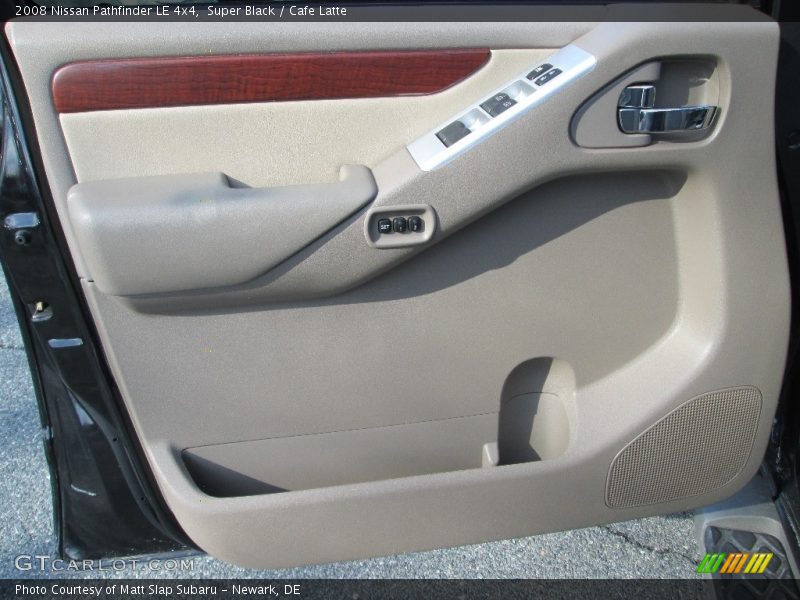 Super Black / Cafe Latte 2008 Nissan Pathfinder LE 4x4