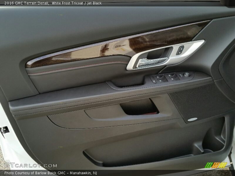 White Frost Tricoat / Jet Black 2016 GMC Terrain Denali