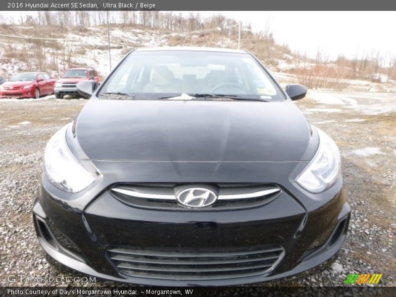 Ultra Black / Beige 2016 Hyundai Accent SE Sedan