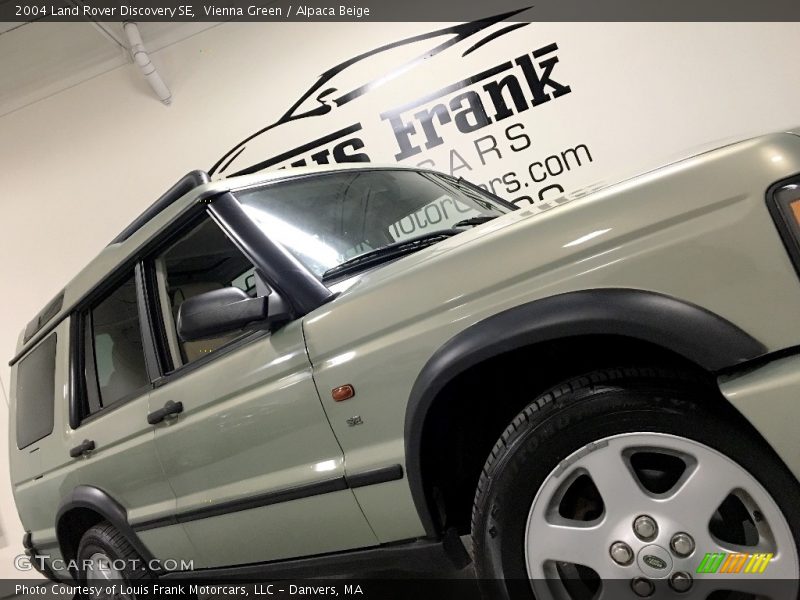 Vienna Green / Alpaca Beige 2004 Land Rover Discovery SE