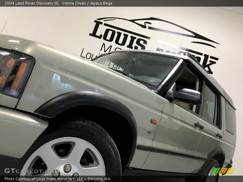 Vienna Green / Alpaca Beige 2004 Land Rover Discovery SE